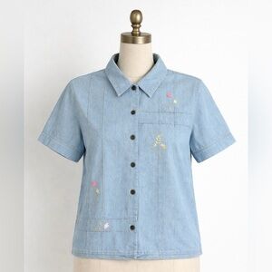 Vintage Koret City Blues embroidered denim button-down shirt Cottagecore
